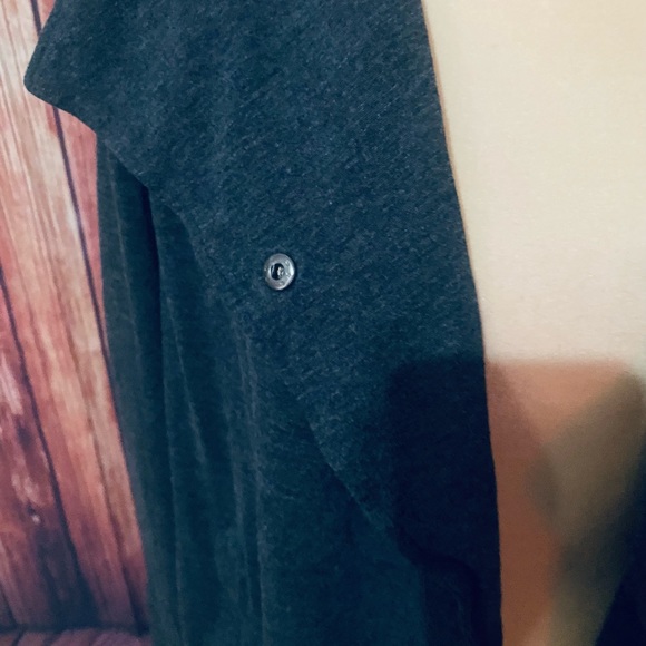 Women’s Small Sweater Cardigan Kensie Anthropologie Dark Gray One Button Pockets - Picture 2 of 13